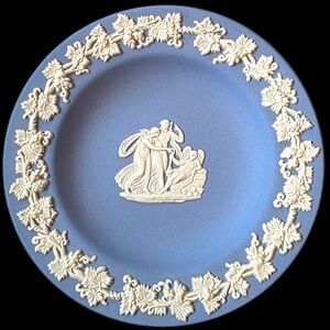 Vintage Wedgwood Jasperware Round Trinket Dish